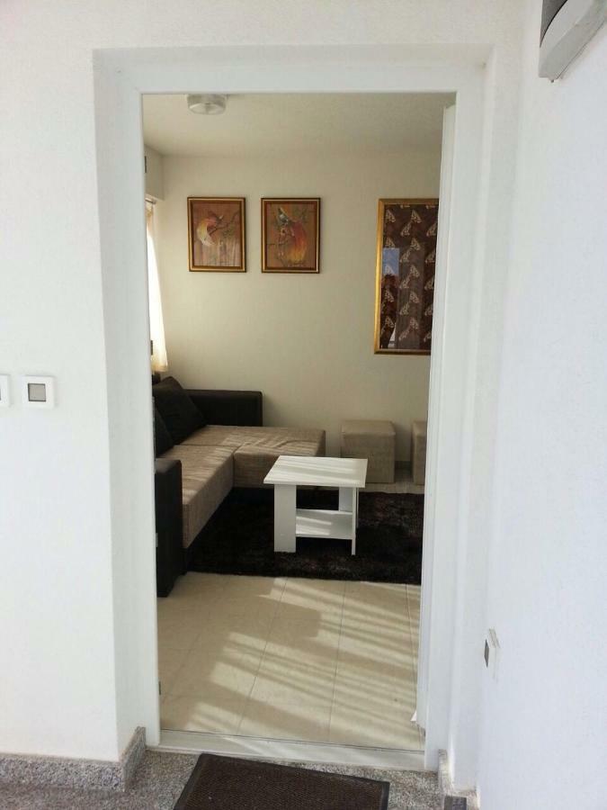 Kartini Apartment Nin Exteriér fotografie